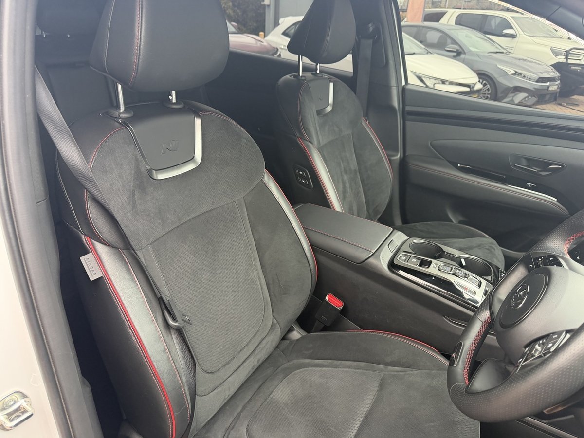 2024 Hyundai Tucson Highlander NX4.V2 MY24 AWD image 22