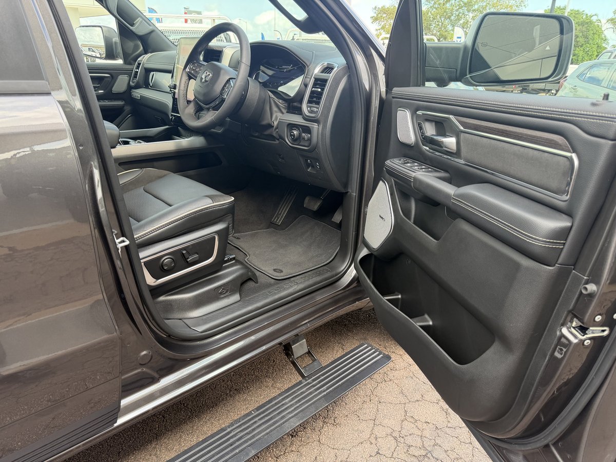 2026 Ram 1500 Laramie RamBox XB9/NGT image 11