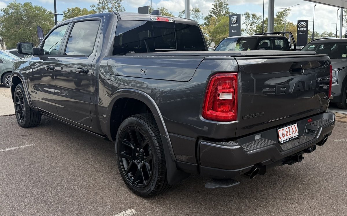 2026 Ram 1500 Laramie RamBox XB9/NGT image 5