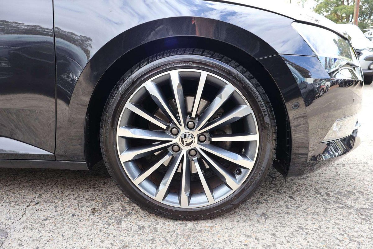 2017 SKODA Superb 162TSI NP MY18 image 9