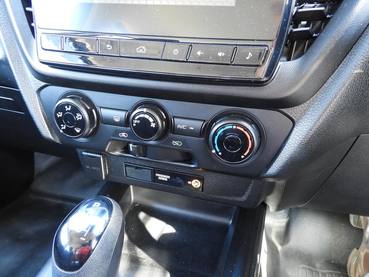 2020 Isuzu D-MAX SX High Ride MY21 4x2 image 14