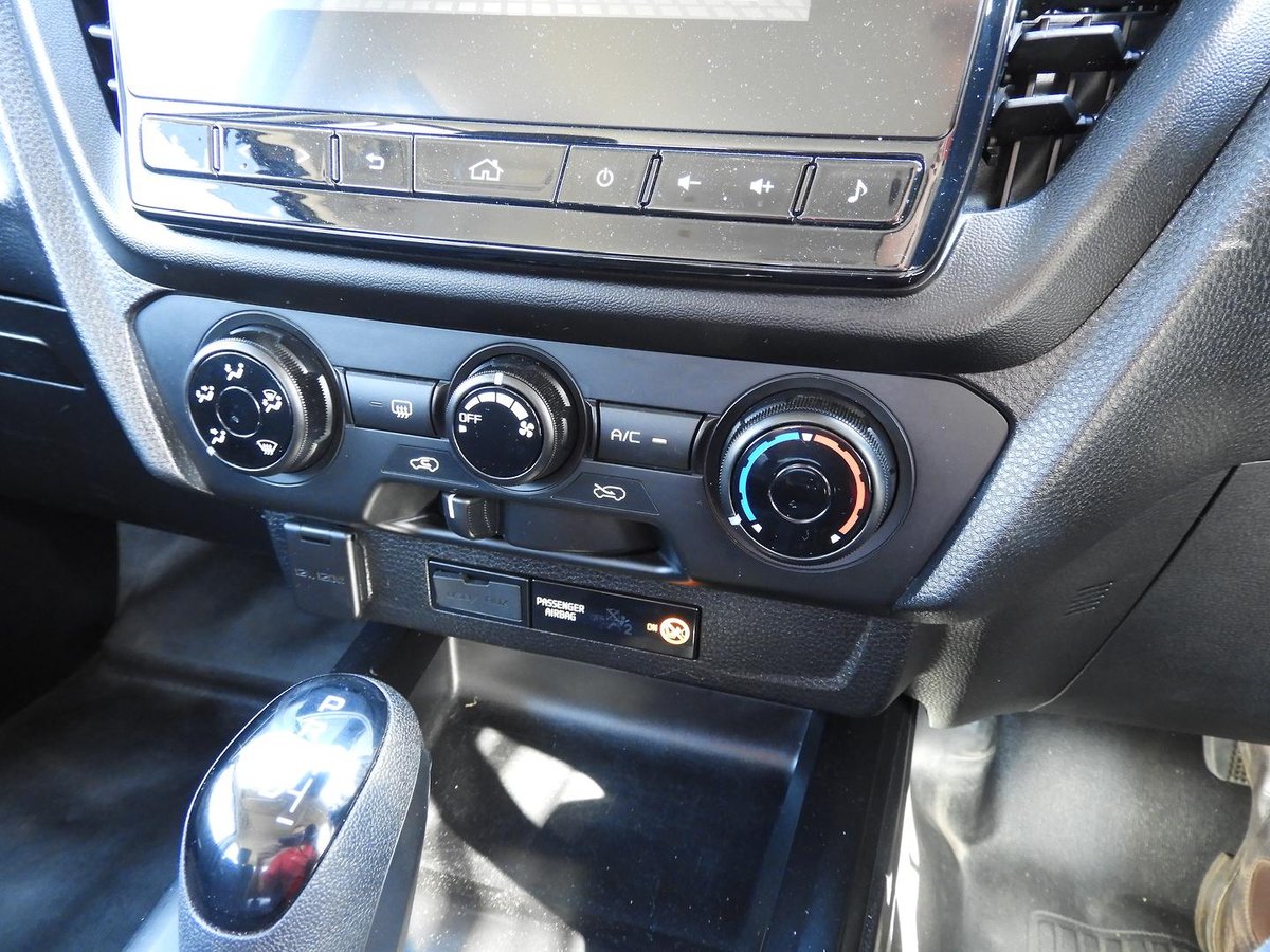 2020 Isuzu D-MAX SX High Ride MY21 4x2 image 14
