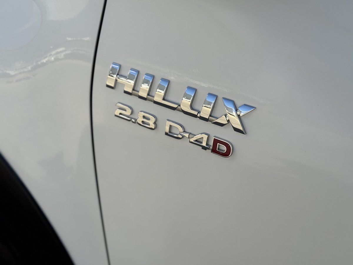 2021 Toyota Hilux SR GUN126R 4X4 Dual Range image 12