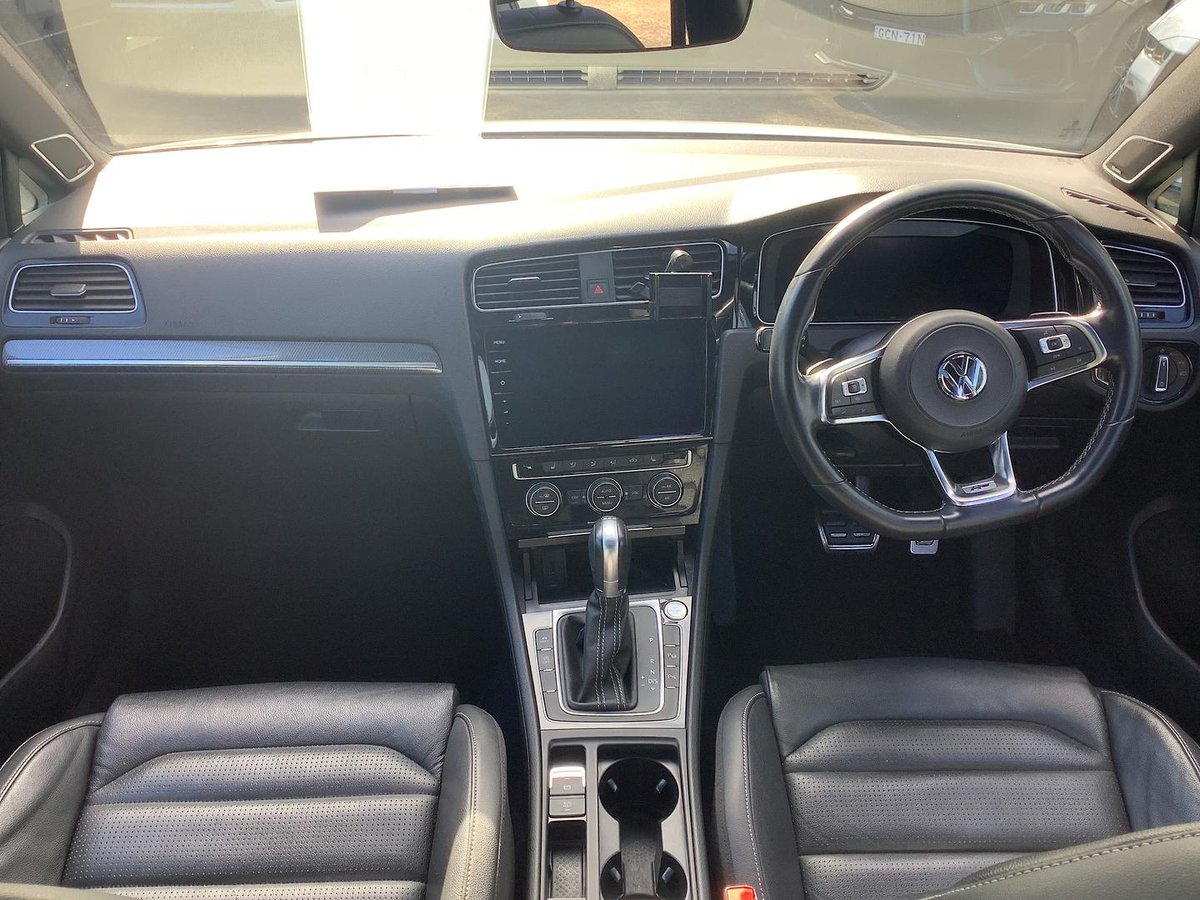 2019 Volkswagen Golf 110TSI Highline 7.5 MY19.5 image 19