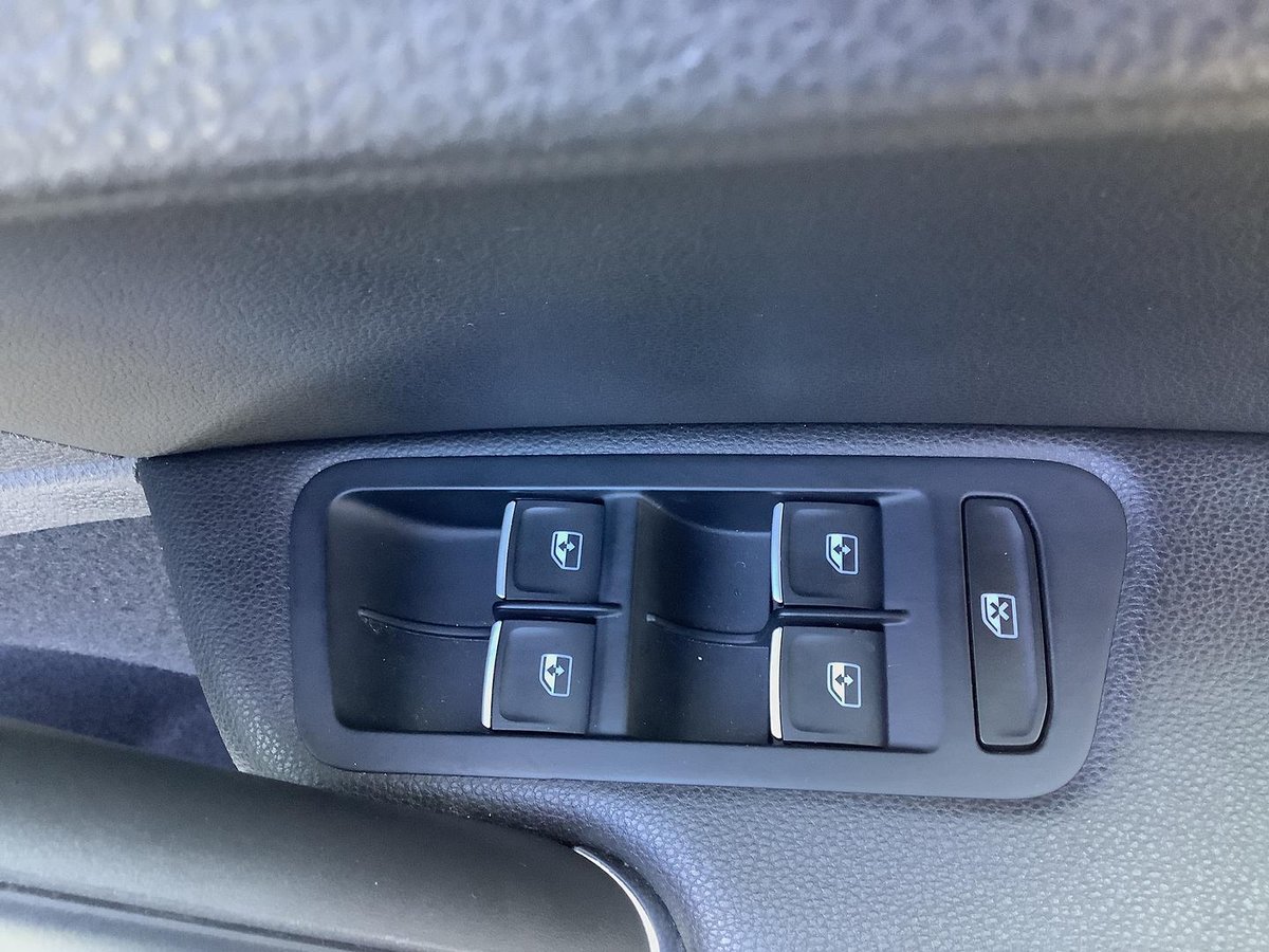 2019 Volkswagen Golf 110TSI Highline 7.5 MY19.5 image 28