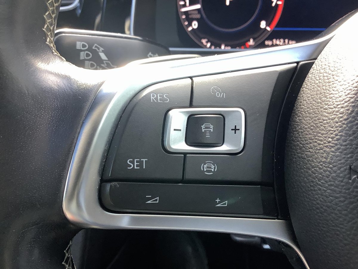 2019 Volkswagen Golf 110TSI Highline 7.5 MY19.5 image 33