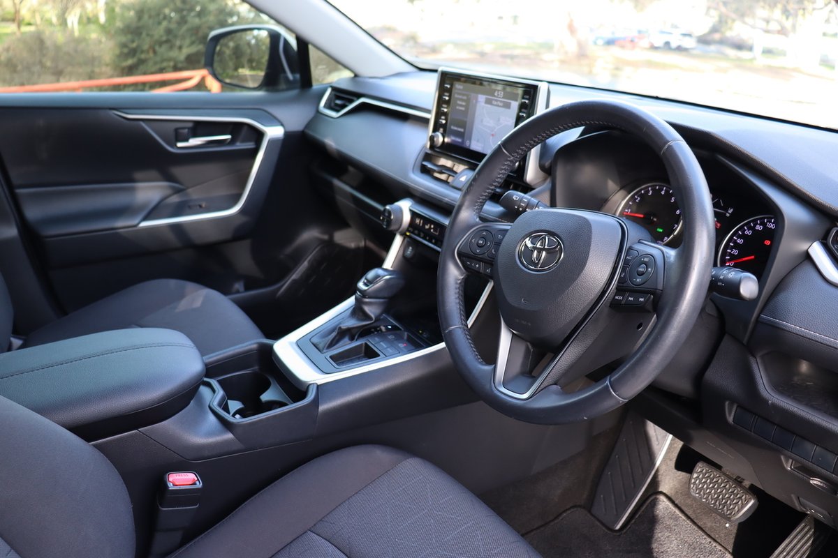 2020 Toyota RAV4 GXL MXAA52R image 10