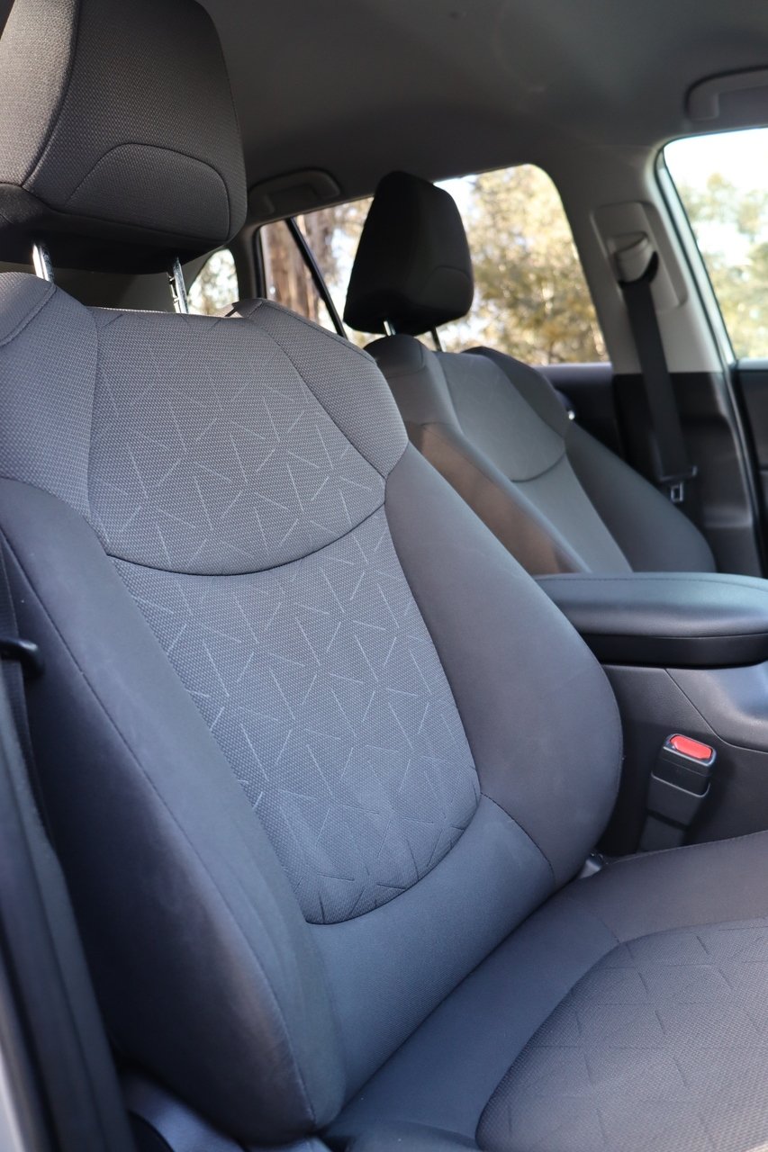 2020 Toyota RAV4 GXL MXAA52R image 9