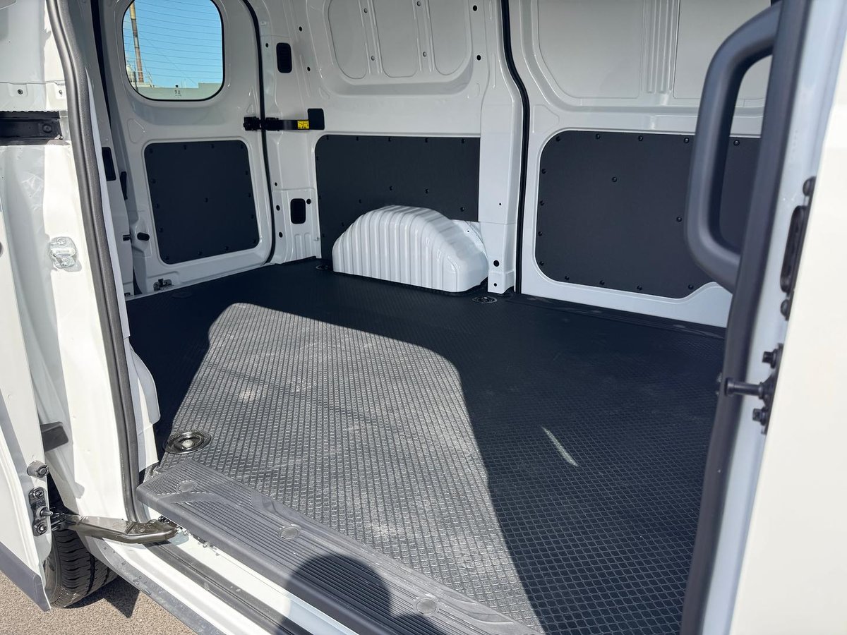 2026 LDV Deliver 7 image 17