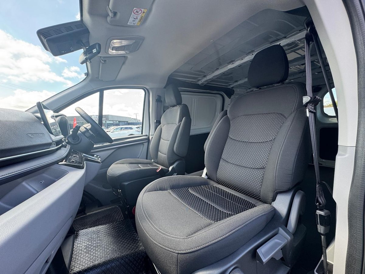 2026 LDV Deliver 7 image 15