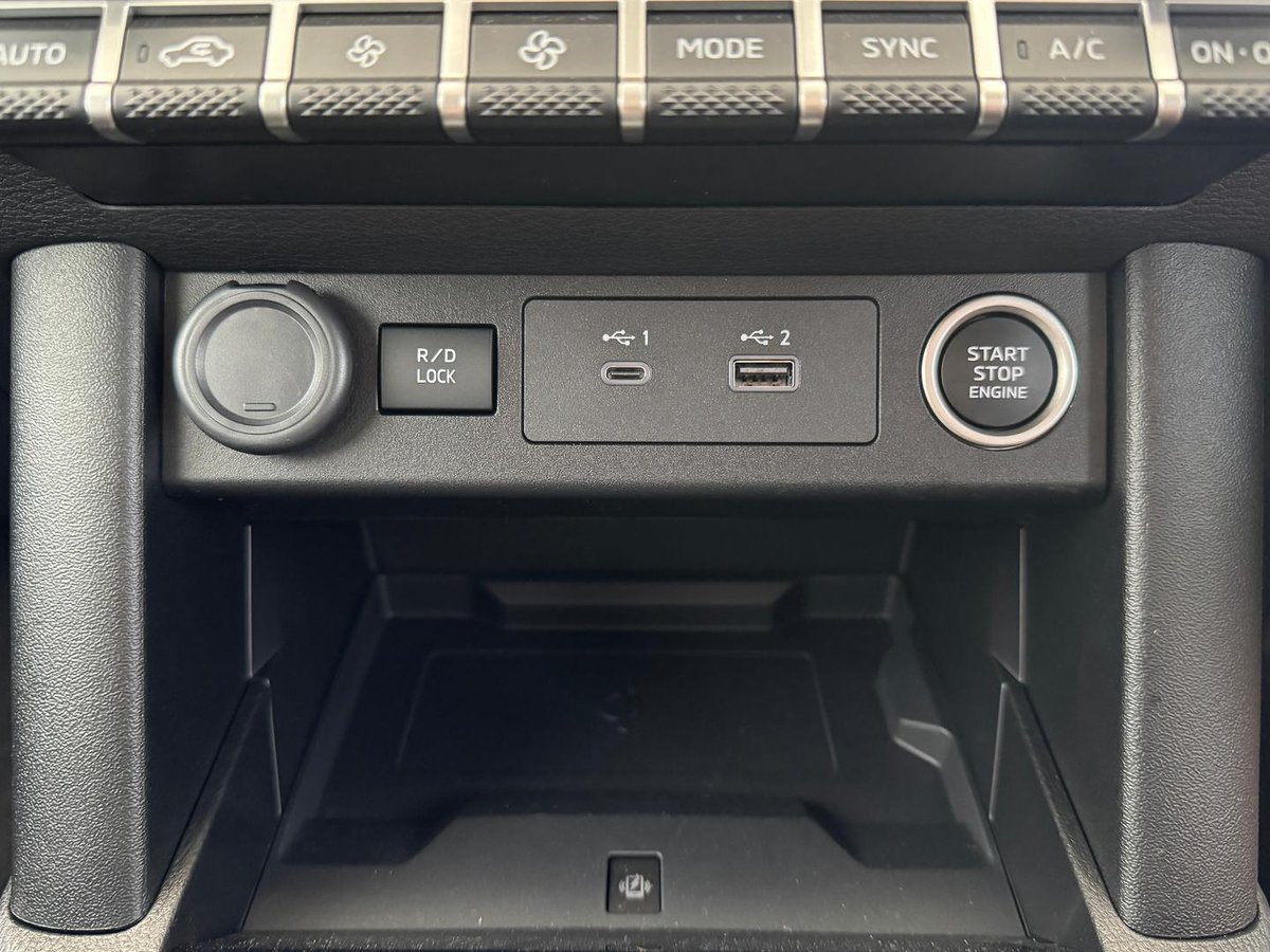 2025 Mitsubishi Triton GLS MV MY25 4X4 Dual Range image 24