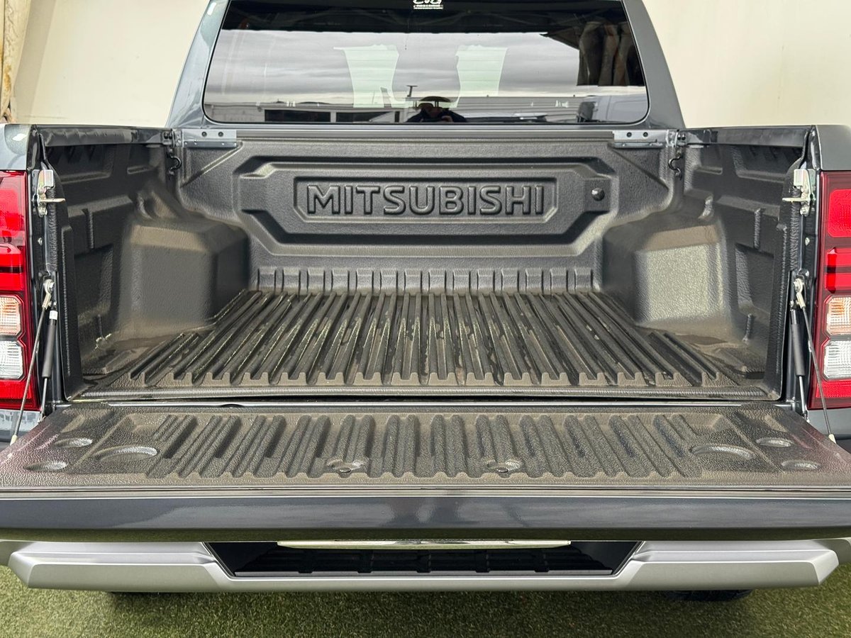 2025 Mitsubishi Triton GLS MV MY25 4X4 Dual Range image 10