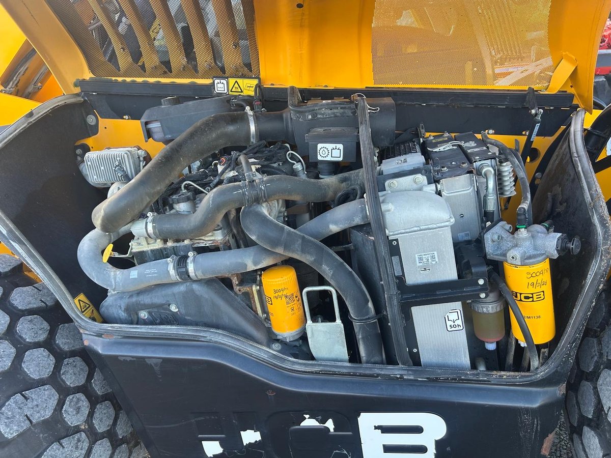 2023 JCB 560-80 Agri Pro image 10