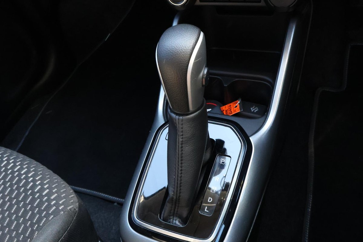 2024 Suzuki Ignis GLX MF Series II image 20