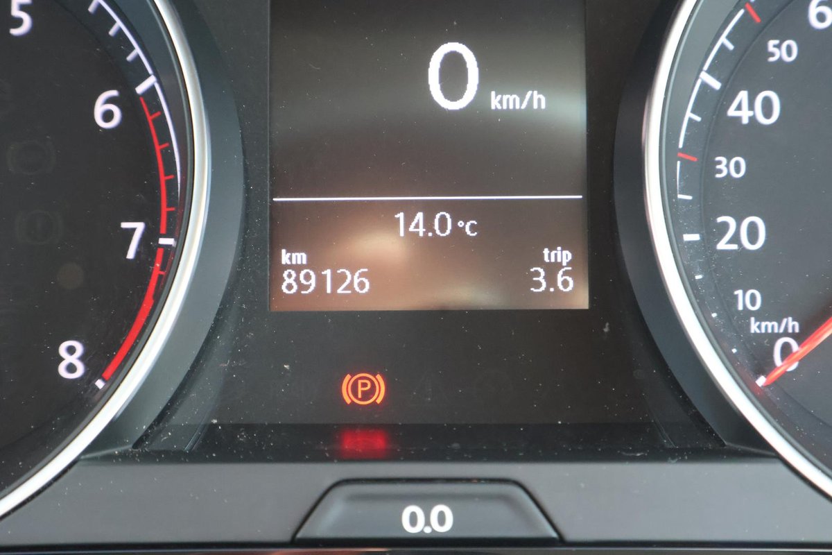 2016 Volkswagen Golf 110TSI Highline 7 MY17 image 13