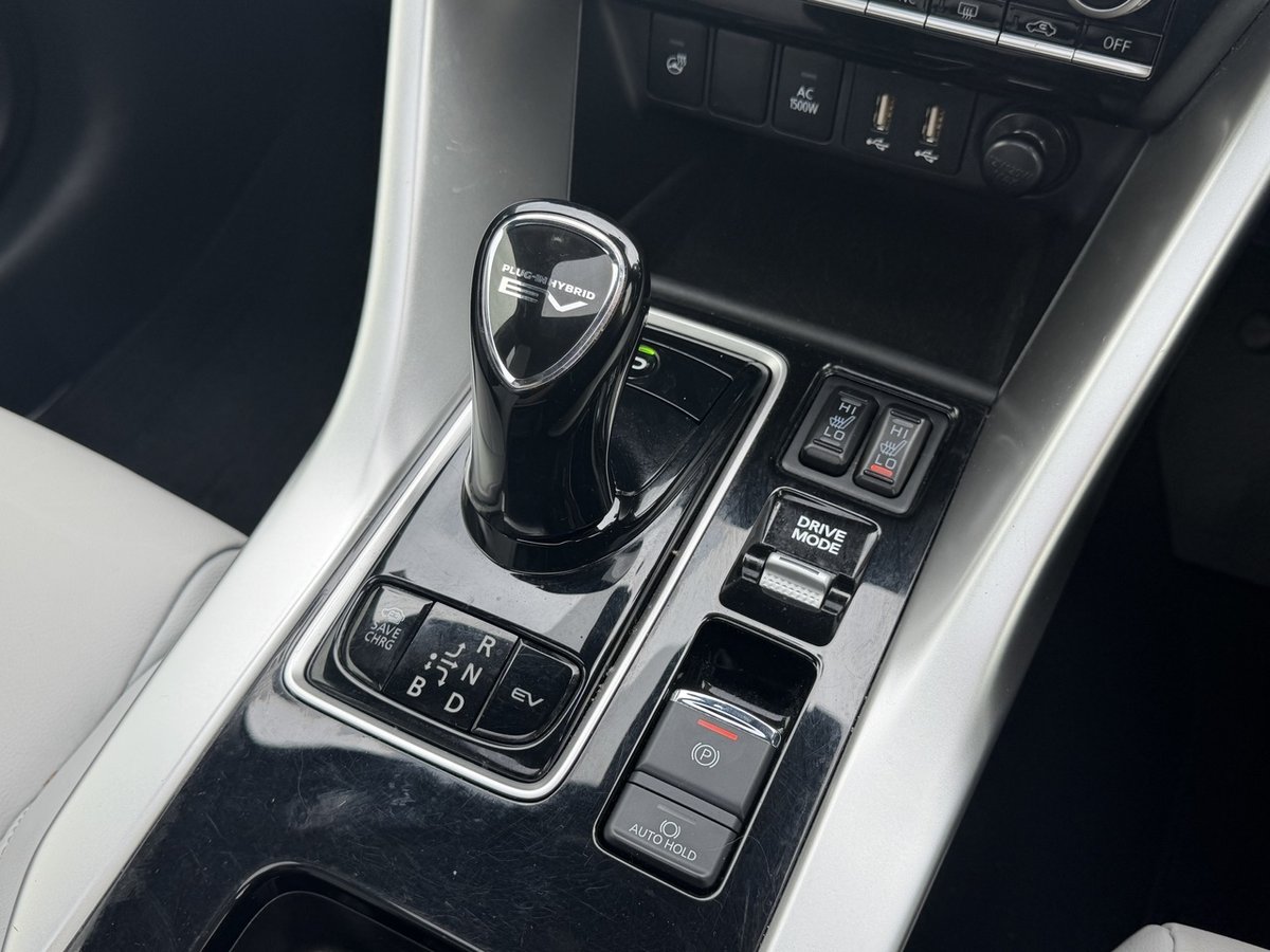 2024 Mitsubishi Eclipse Cross PHEV Exceed YB MY24 AWD image 13