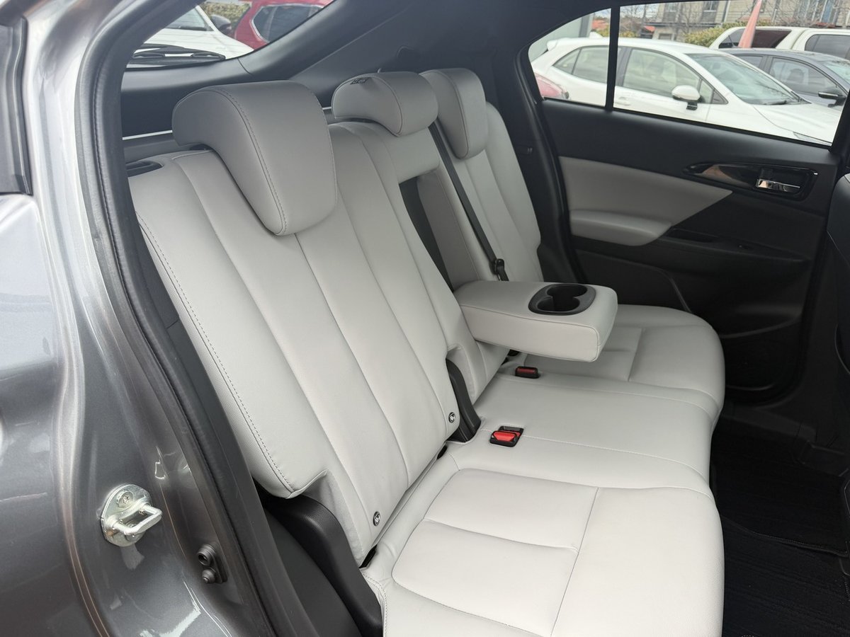 2024 Mitsubishi Eclipse Cross PHEV Exceed YB MY24 AWD image 21
