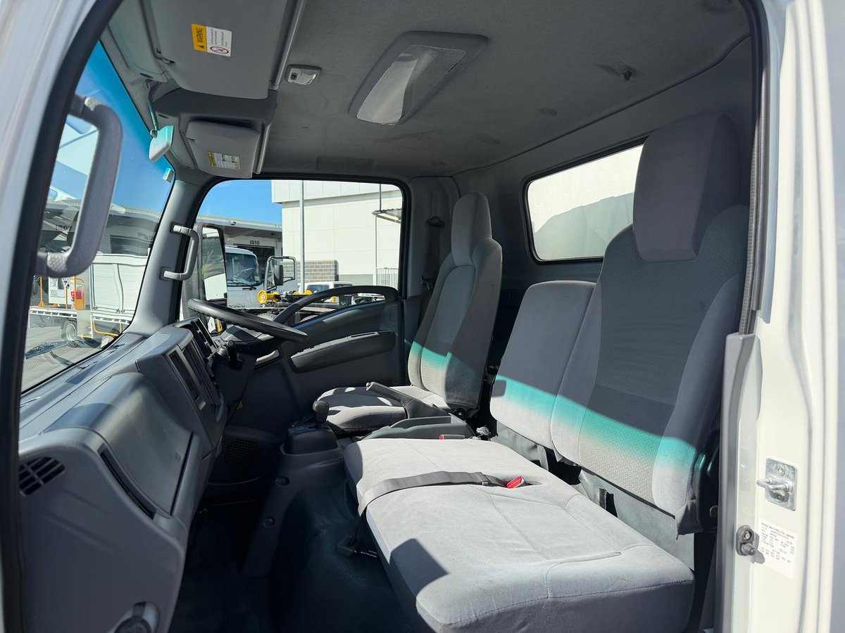 2021 Isuzu N Series NPR 45/55-155 image 20