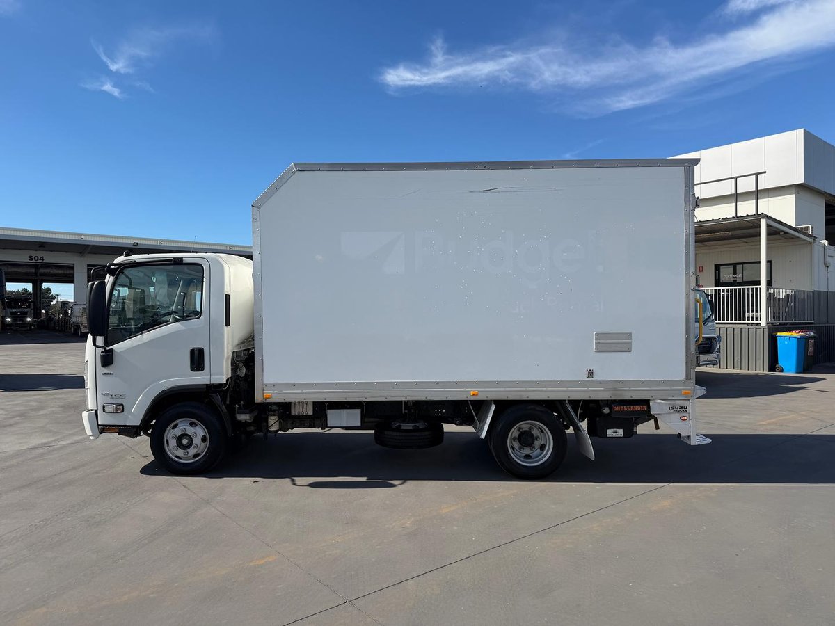 2021 Isuzu N Series NPR 45/55-155 image 9