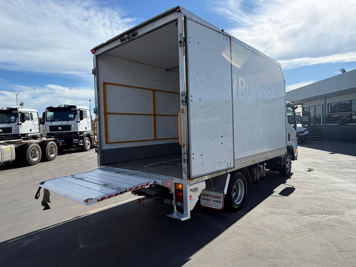 2021 Isuzu N Series NPR 45/55-155 image 12