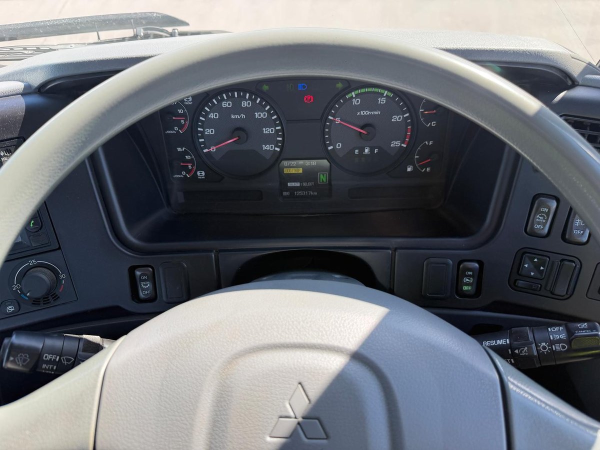 2016 Fuso Fs 52SS image 23
