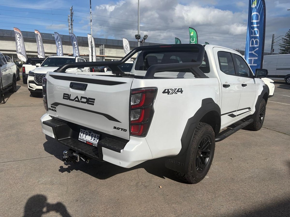 2026 Isuzu D-MAX BLADE MY25.5 4X4 Dual Range image 8
