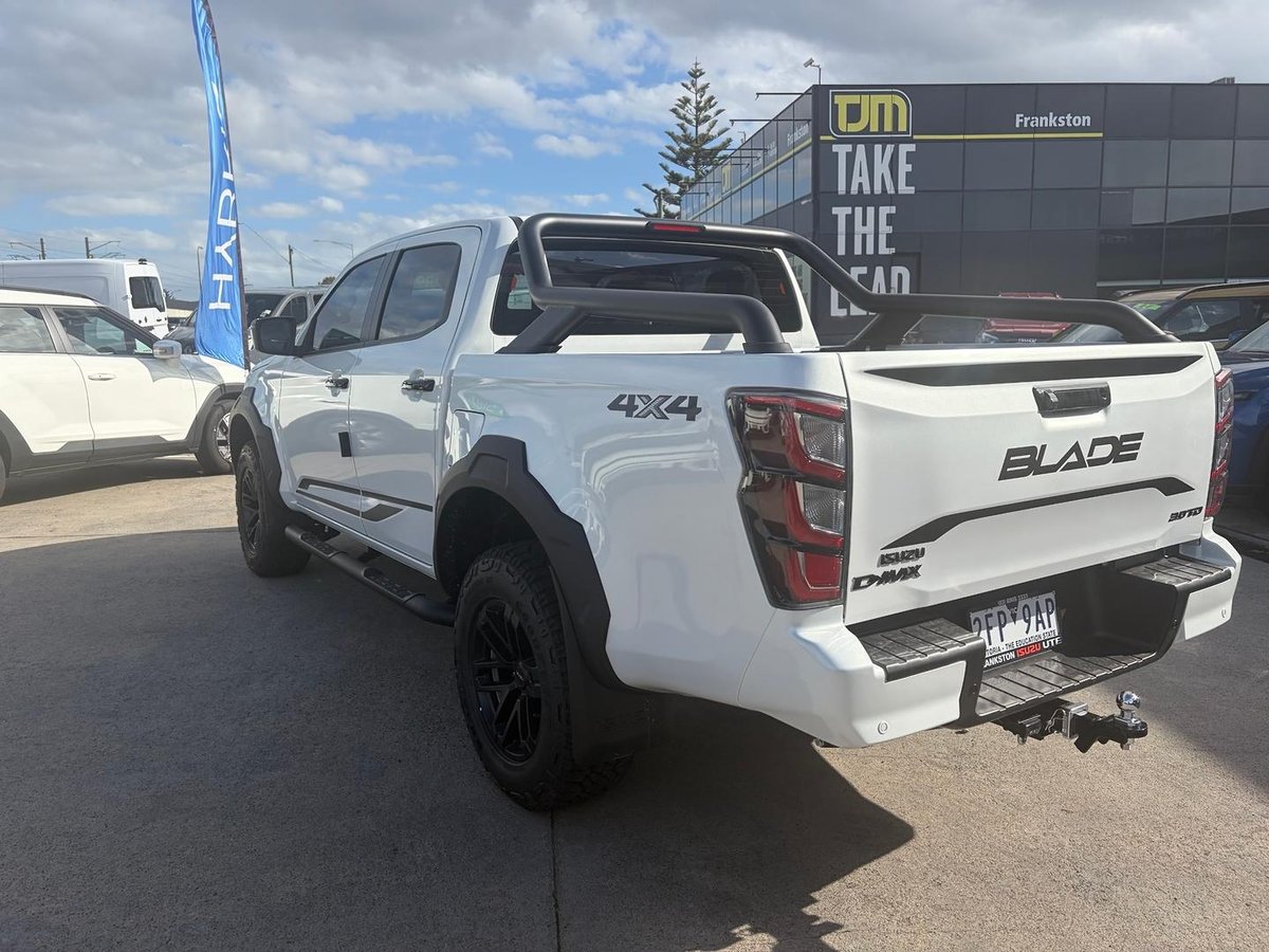 2026 Isuzu D-MAX BLADE MY25.5 4X4 Dual Range image 5
