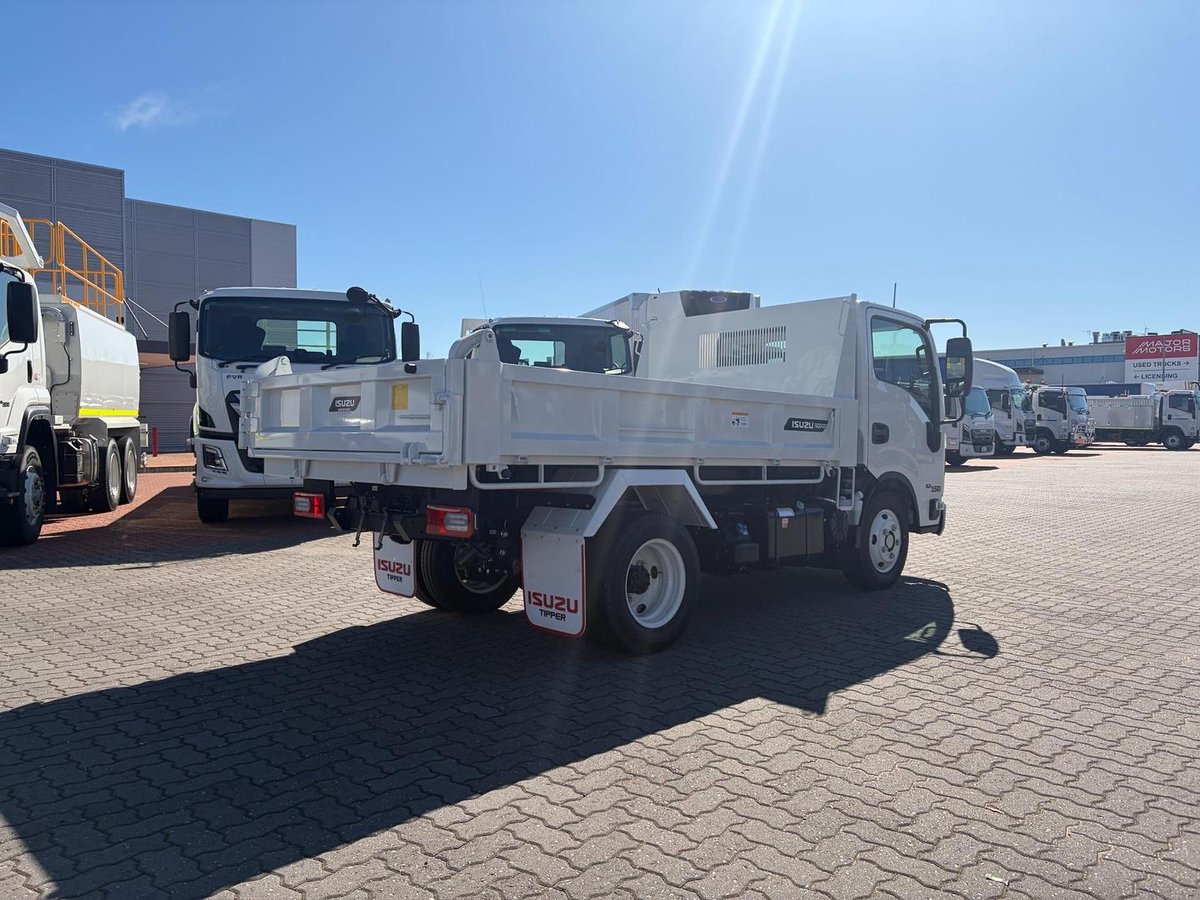 2026 Isuzu Nkr 62/45-150 Dt D25 image 8