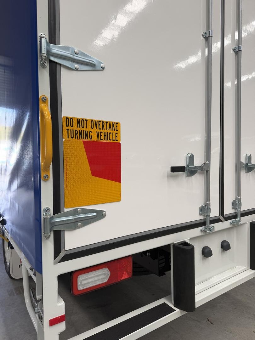 2026 Isuzu F Series FRR 110-240 AM D50 Freightpack image 7