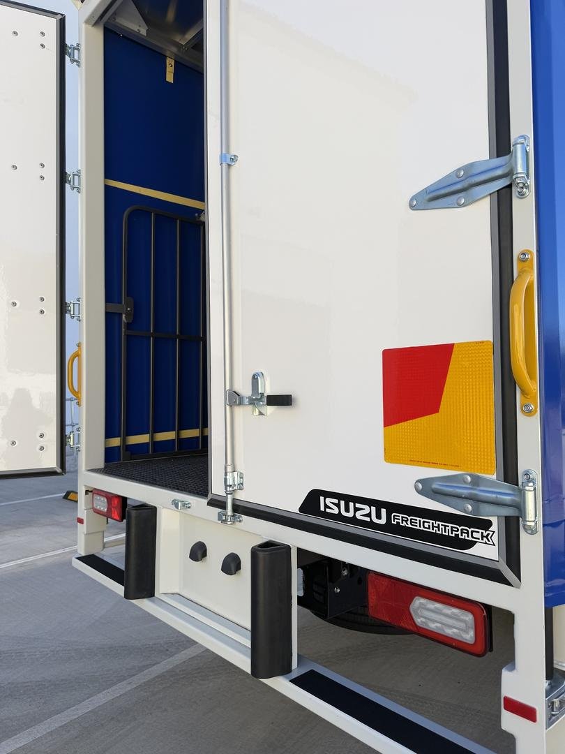 2026 Isuzu F Series FRR 110-240 AM D50 Freightpack image 13