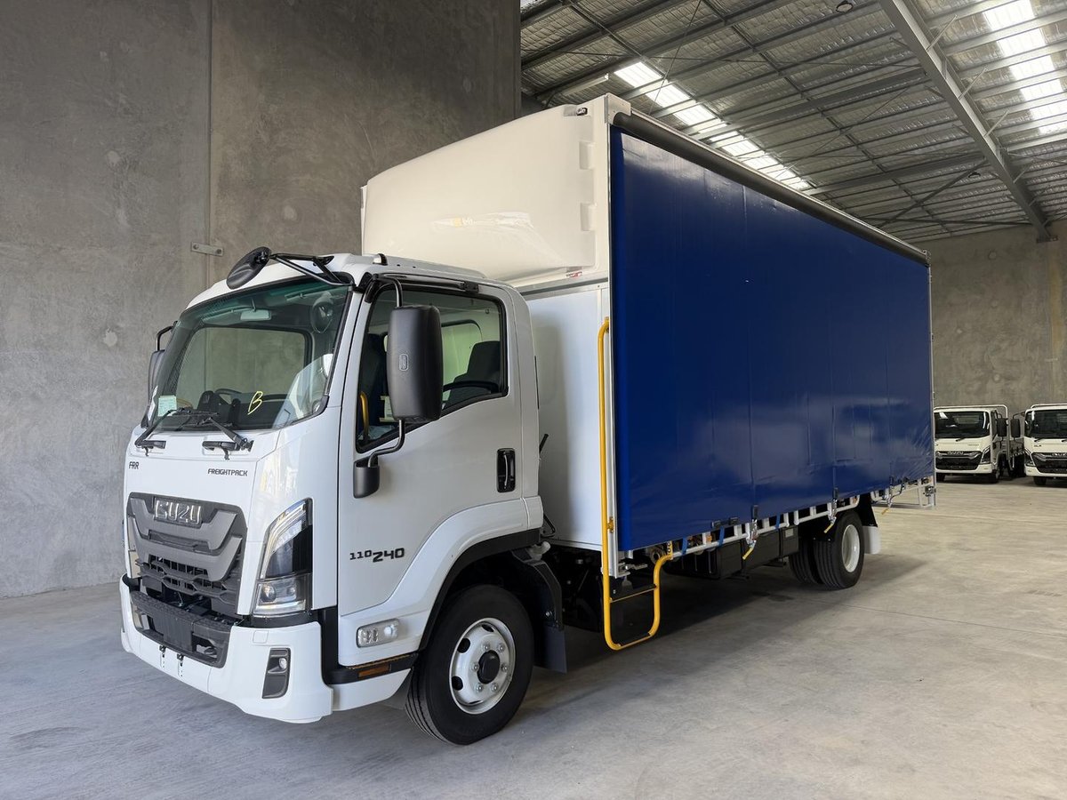 2026 Isuzu F Series FRR 110-240 AM D50 Freightpack image 2