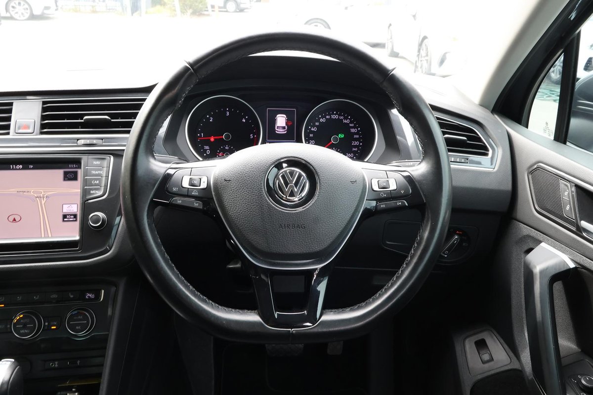 2017 Volkswagen Tiguan 140TDI Highline 5N MY17 Four Wheel Drive image 9