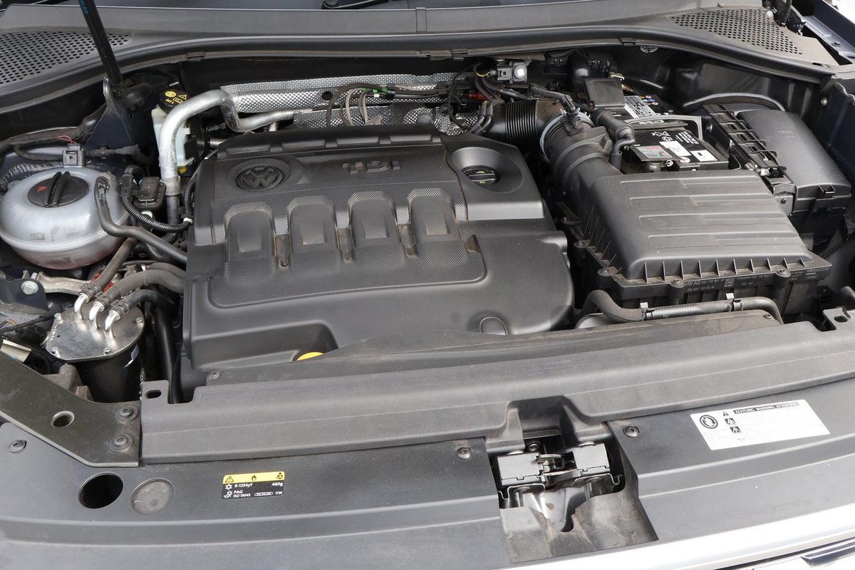 2017 Volkswagen Tiguan 140TDI Highline 5N MY17 Four Wheel Drive image 28