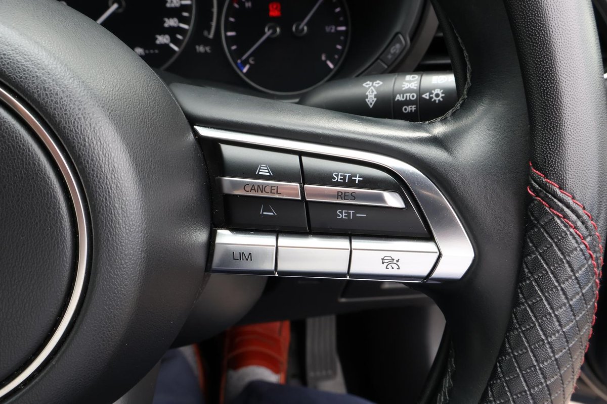 2019 Mazda 3 G25 GT BP Series image 11
