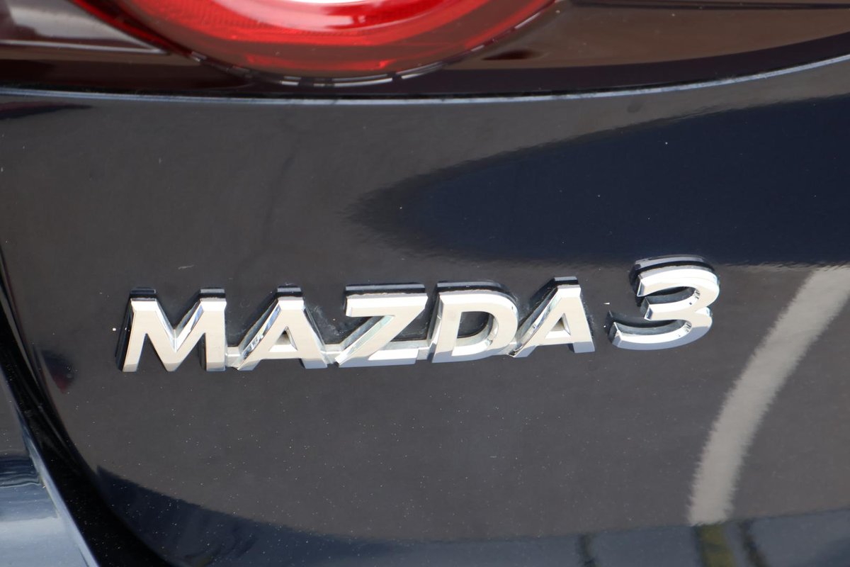 2019 Mazda 3 G25 GT BP Series image 31