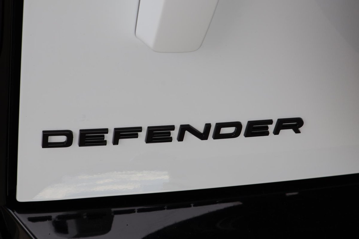 2026 Land Rover Defender 110 D350 X-Dynamic SE L663 MY26 AWD image 30