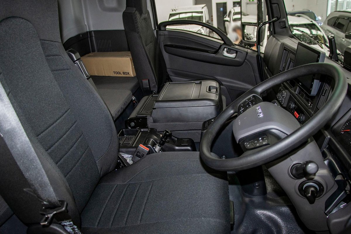 2026 Isuzu F Series FYJ 320-355 AT R67 image 6