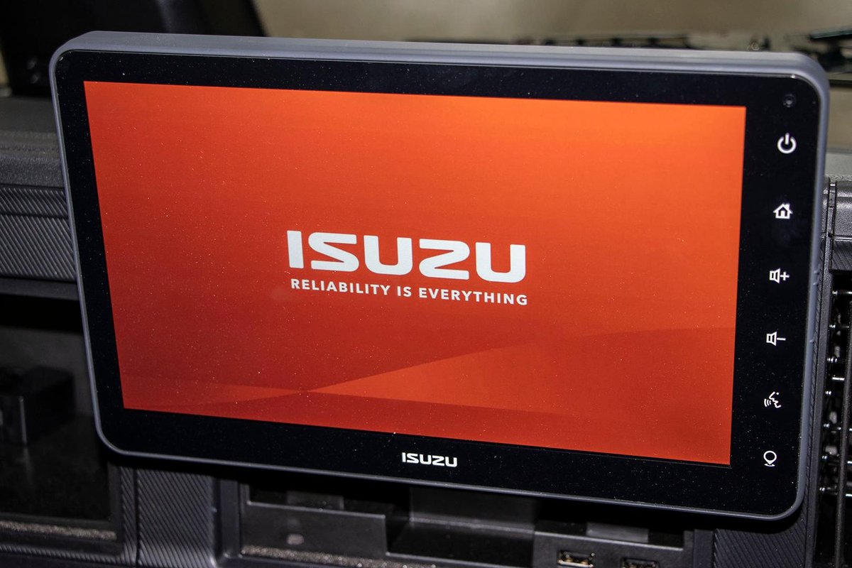 2026 Isuzu F Series FYJ 320-355 AT R67 image 9