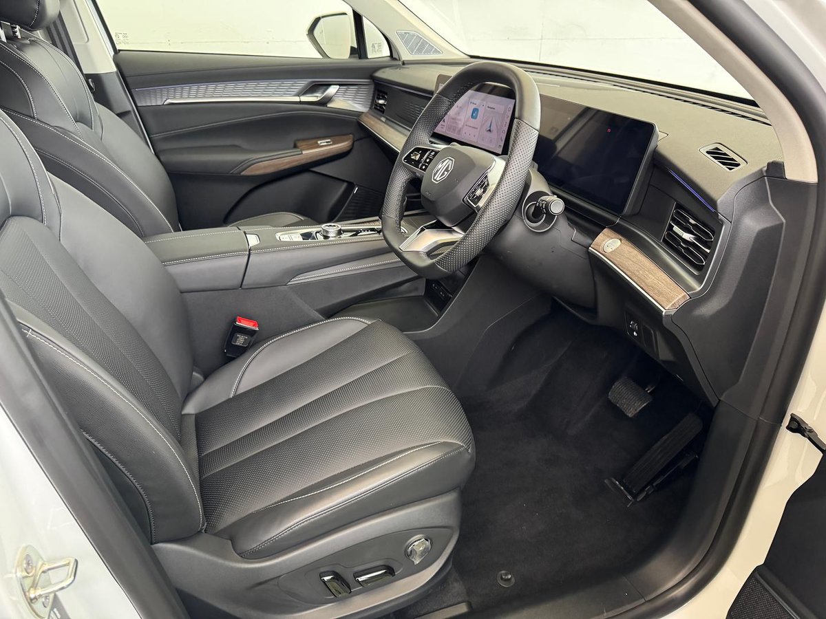 2025 MG QS Essence IS31 MY25 AWD image 16