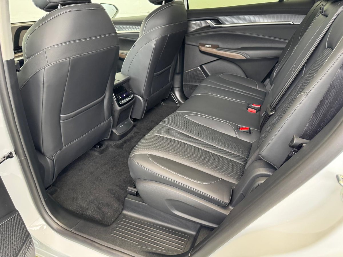 2025 MG QS Essence IS31 MY25 AWD image 28