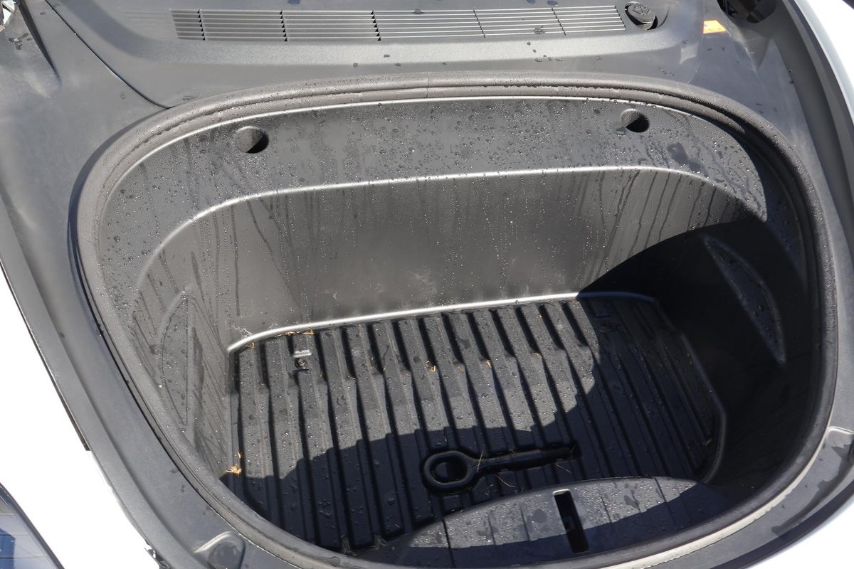 2022 Tesla Model 3 Rear-Wheel Drive image 30