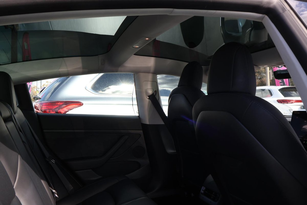 2023 Tesla Model 3 Rear-Wheel Drive image 22