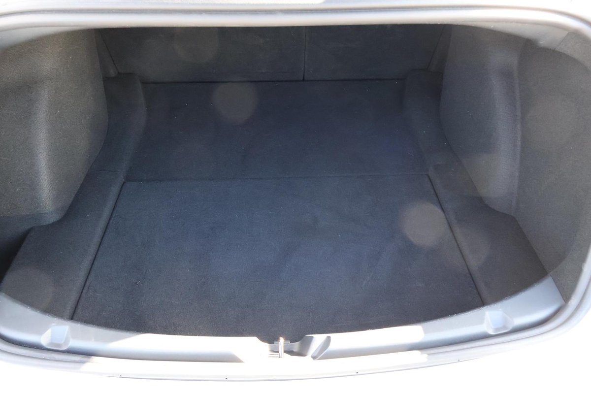 2023 Tesla Model 3 Rear-Wheel Drive image 27