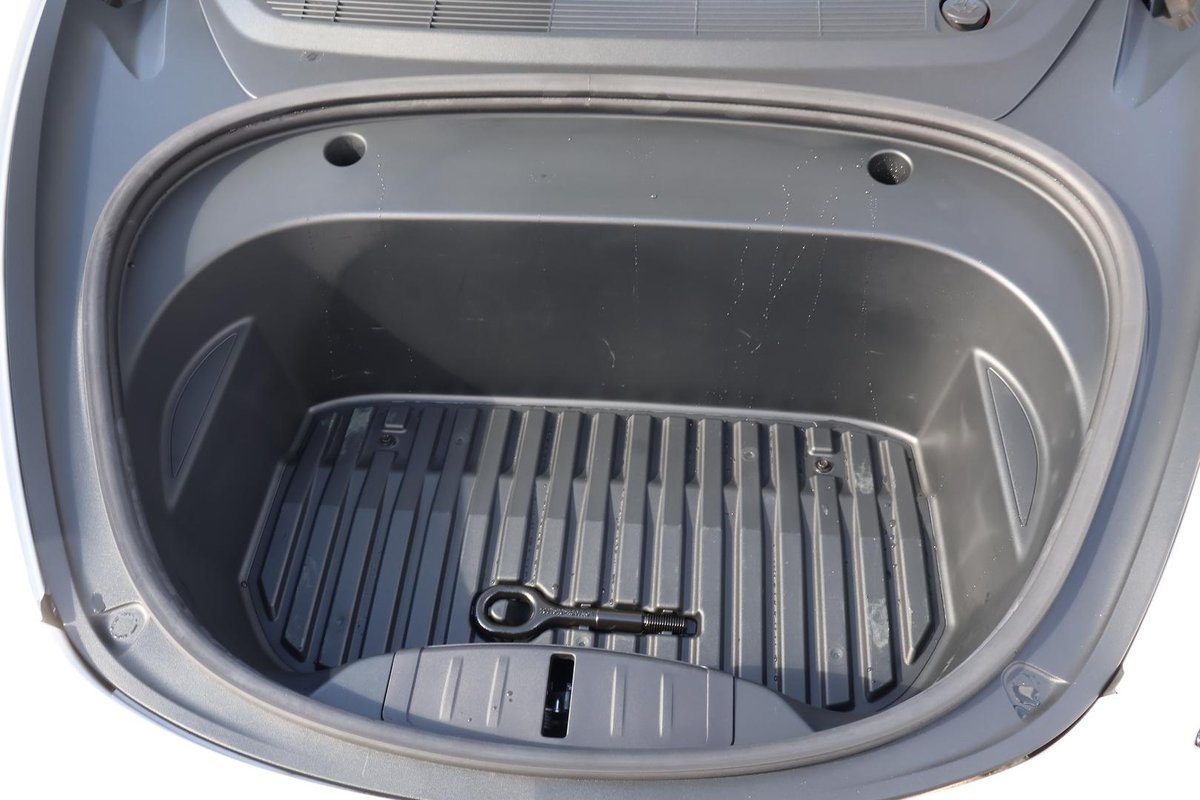 2023 Tesla Model 3 Rear-Wheel Drive image 29