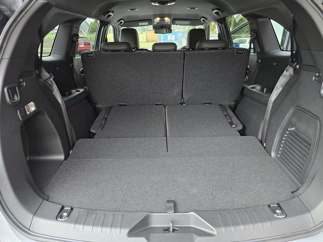 2026 Isuzu MU-X X-TERRAIN MY25.5 4X4 Dual Range image 19