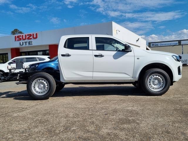 2026 Isuzu D-MAX SX MY25.5 4X4 Dual Range image 8