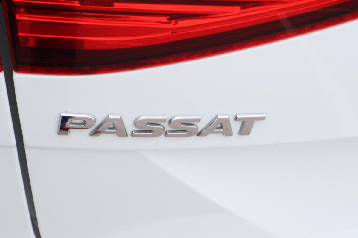 2019 Volkswagen Passat 206TSI R-Line B8 MY19 Four Wheel Drive image 37