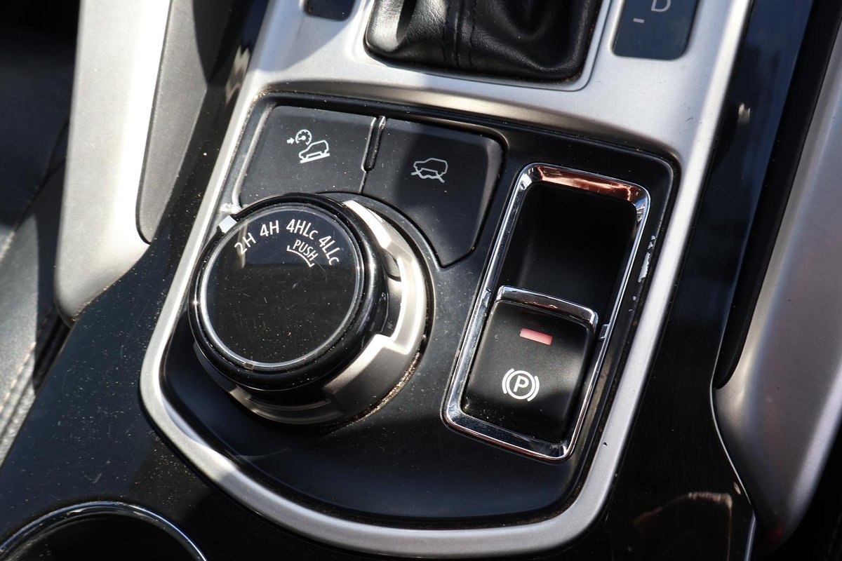 2016 Mitsubishi Pajero Sport GLS QE MY17 4X4 Dual Range image 22