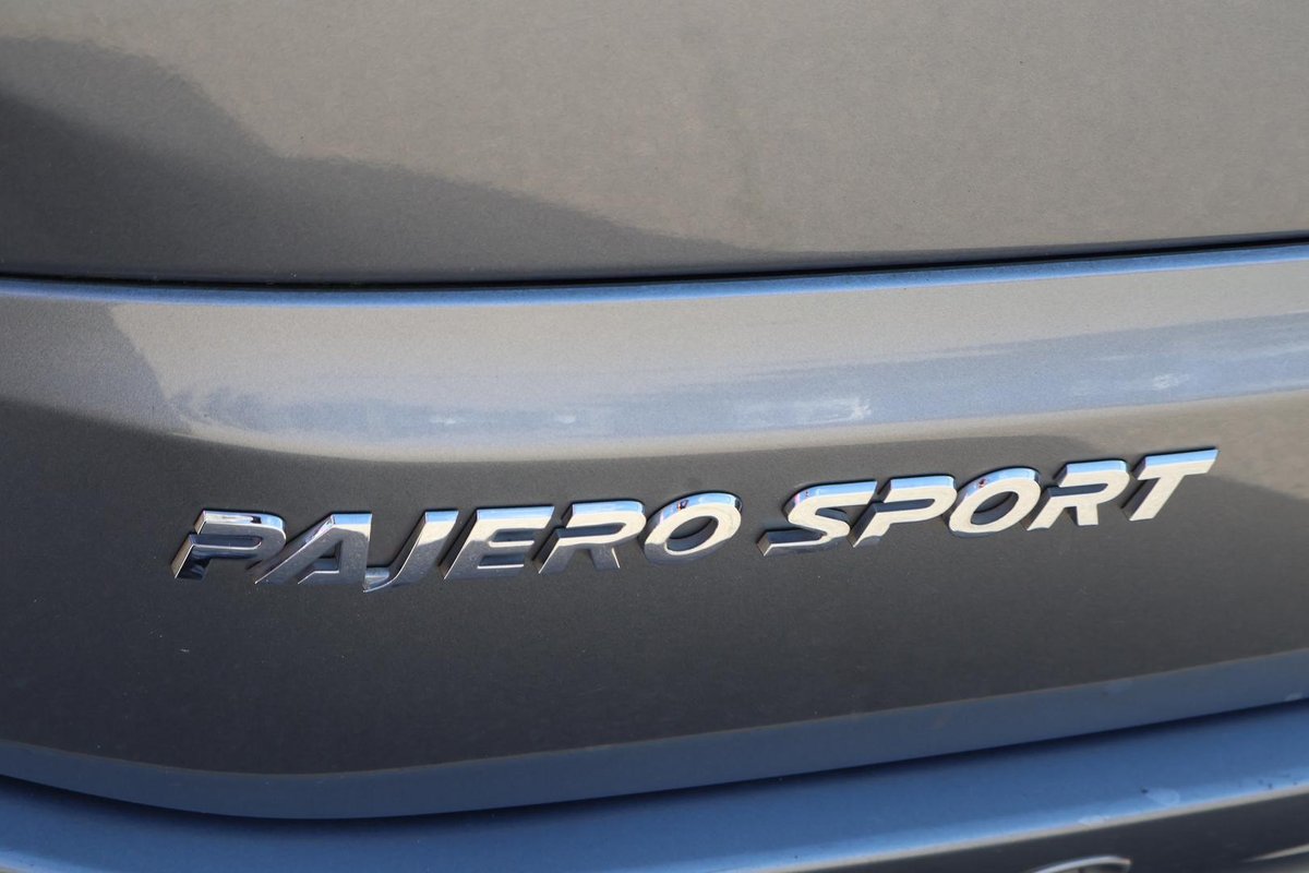 2016 Mitsubishi Pajero Sport GLS QE MY17 4X4 Dual Range image 32