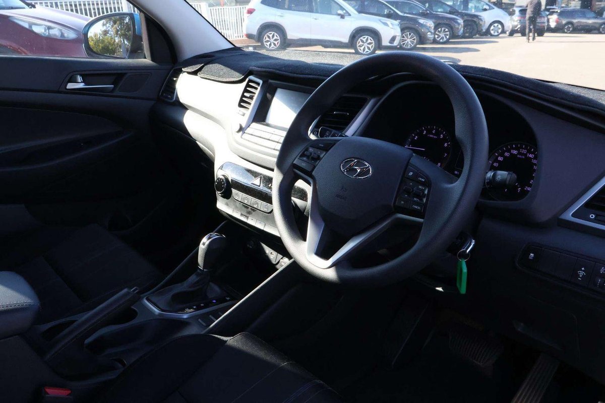 2015 Hyundai Tucson Active TLe image 10